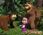 Маша с двумя медведями